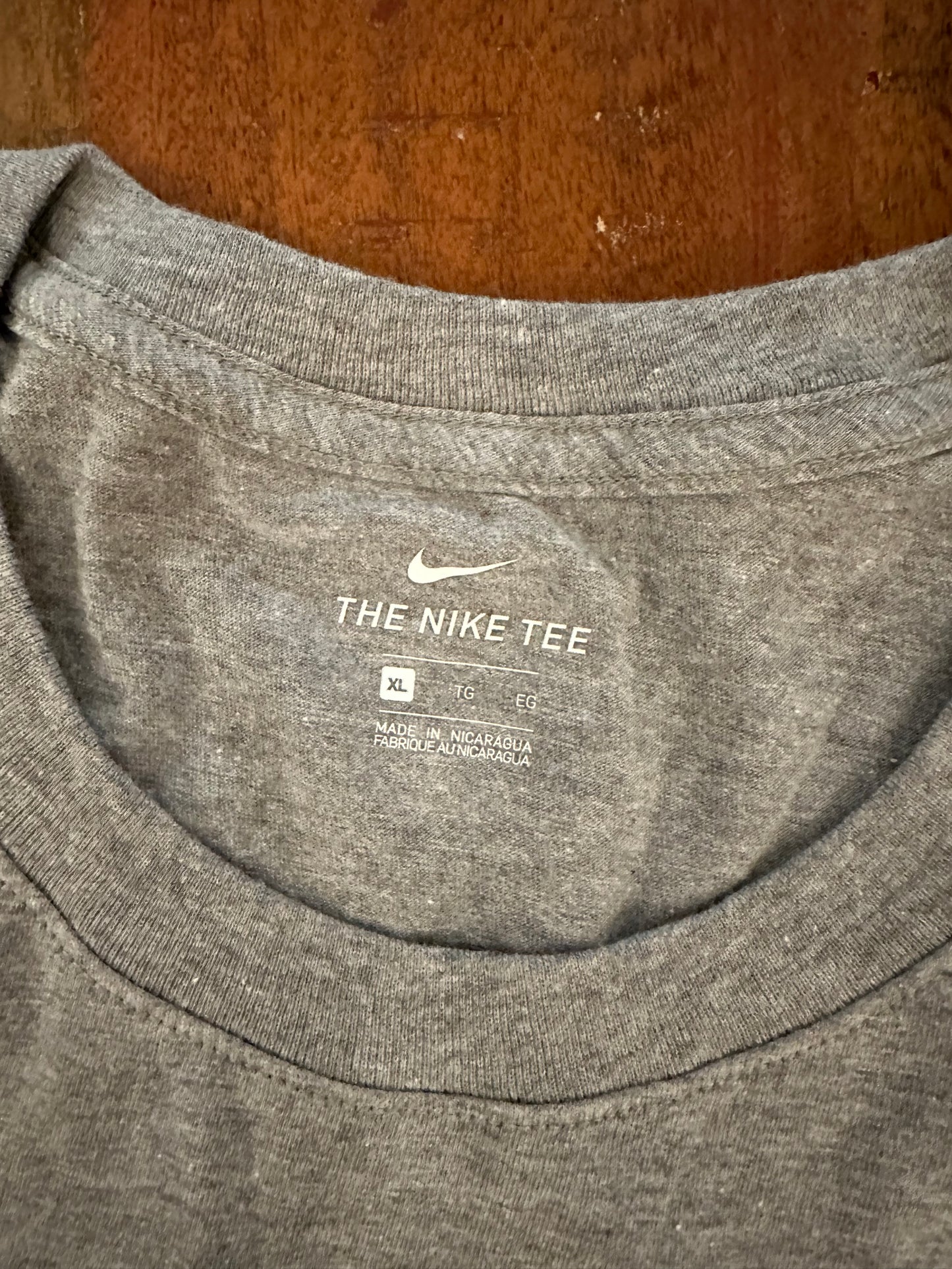 The Nike Tee Women’s Gray - XL