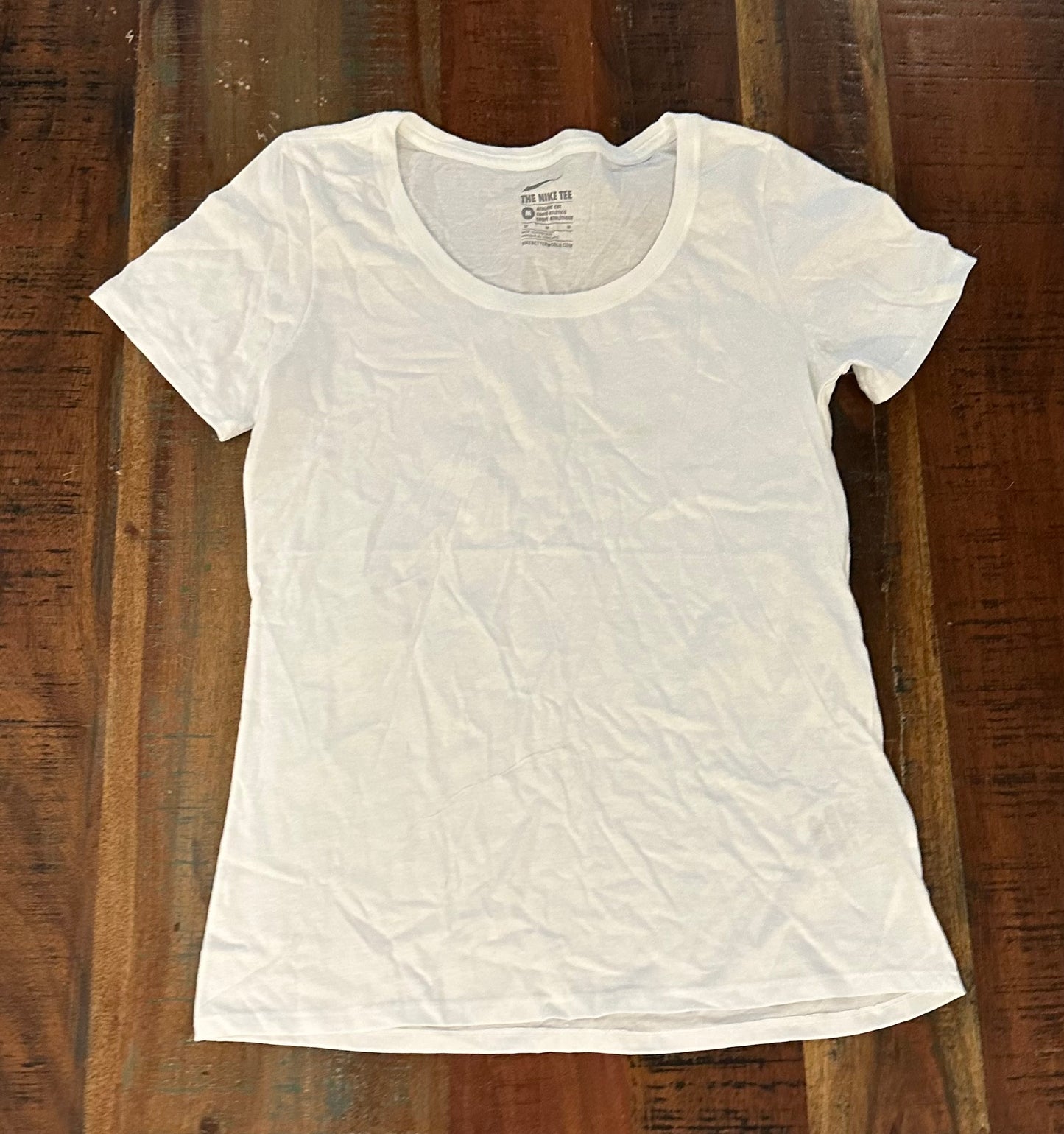 The Nike Tee Women’s White - Medium