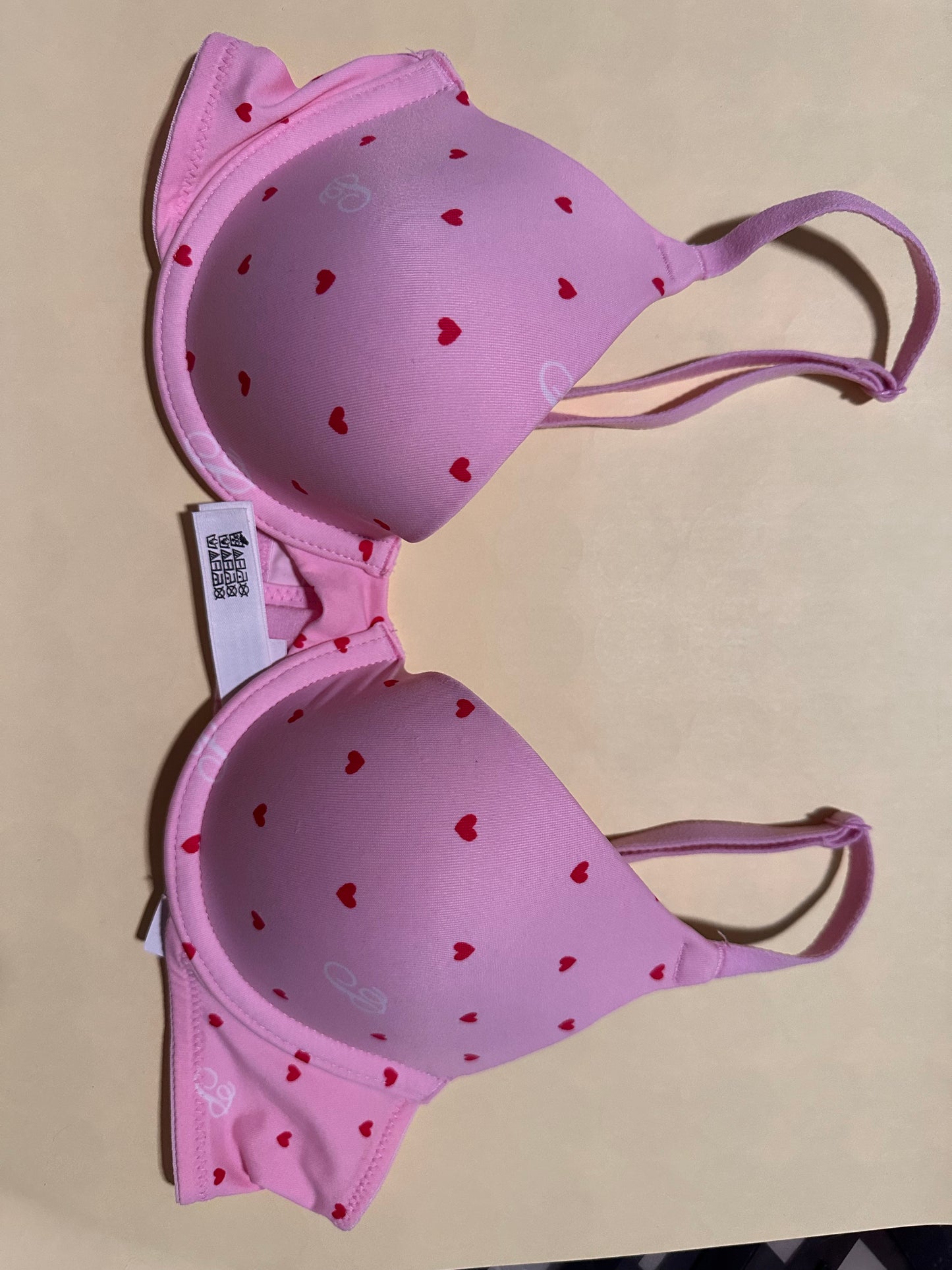 Victoria Secrets Pink Wear Everywhere Push Up Bra Sz 34A NWT Pink With Hearts