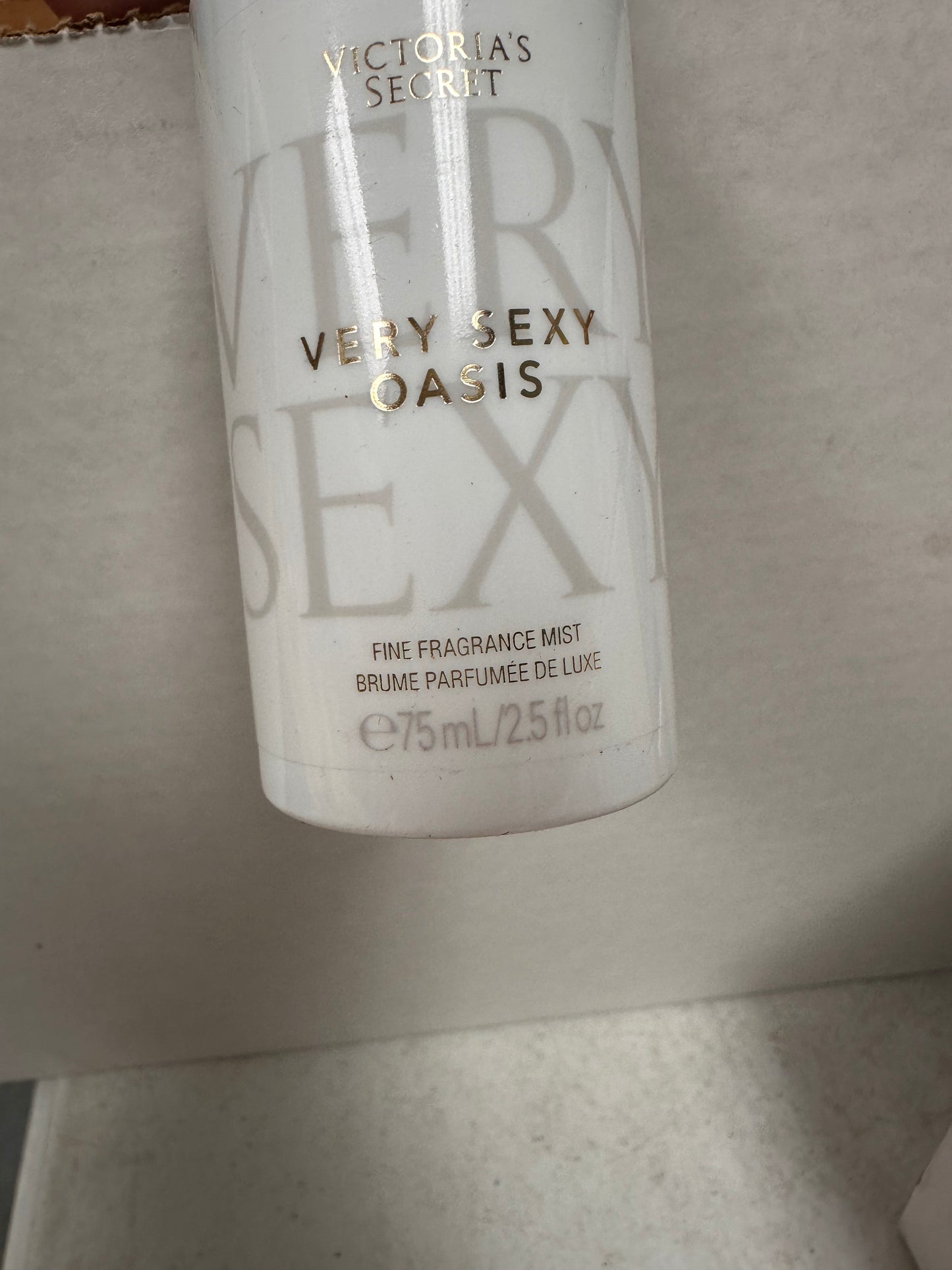 Victoria Secrets Very Sexy Oasis Delux Fragrance Mist